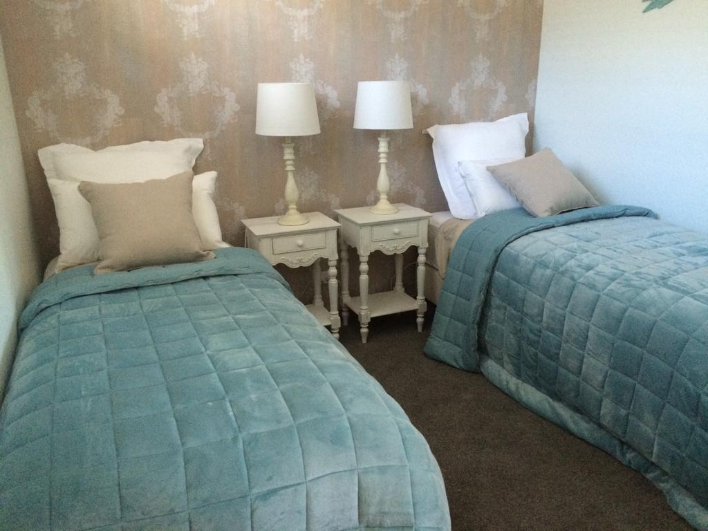 לוור האט Silverstream Retreat חדר תמונה