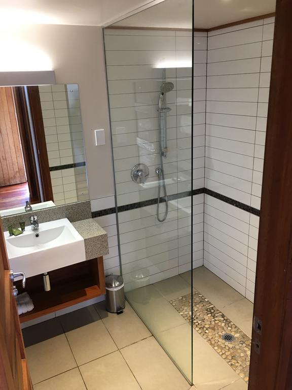 לוור האט Silverstream Retreat מראה חיצוני תמונה