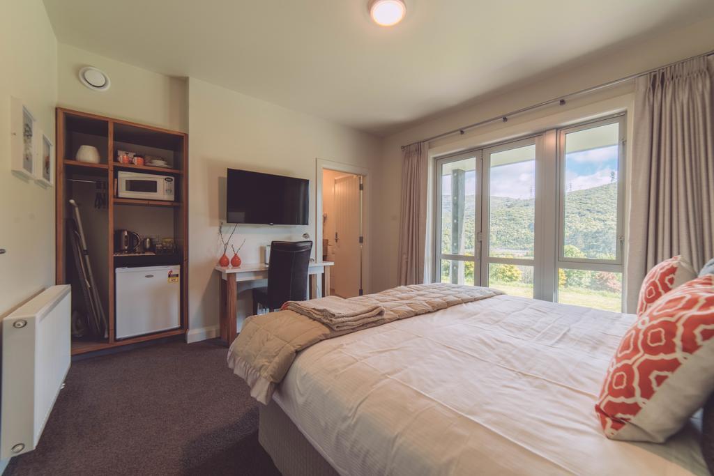 לוור האט Silverstream Retreat מראה חיצוני תמונה