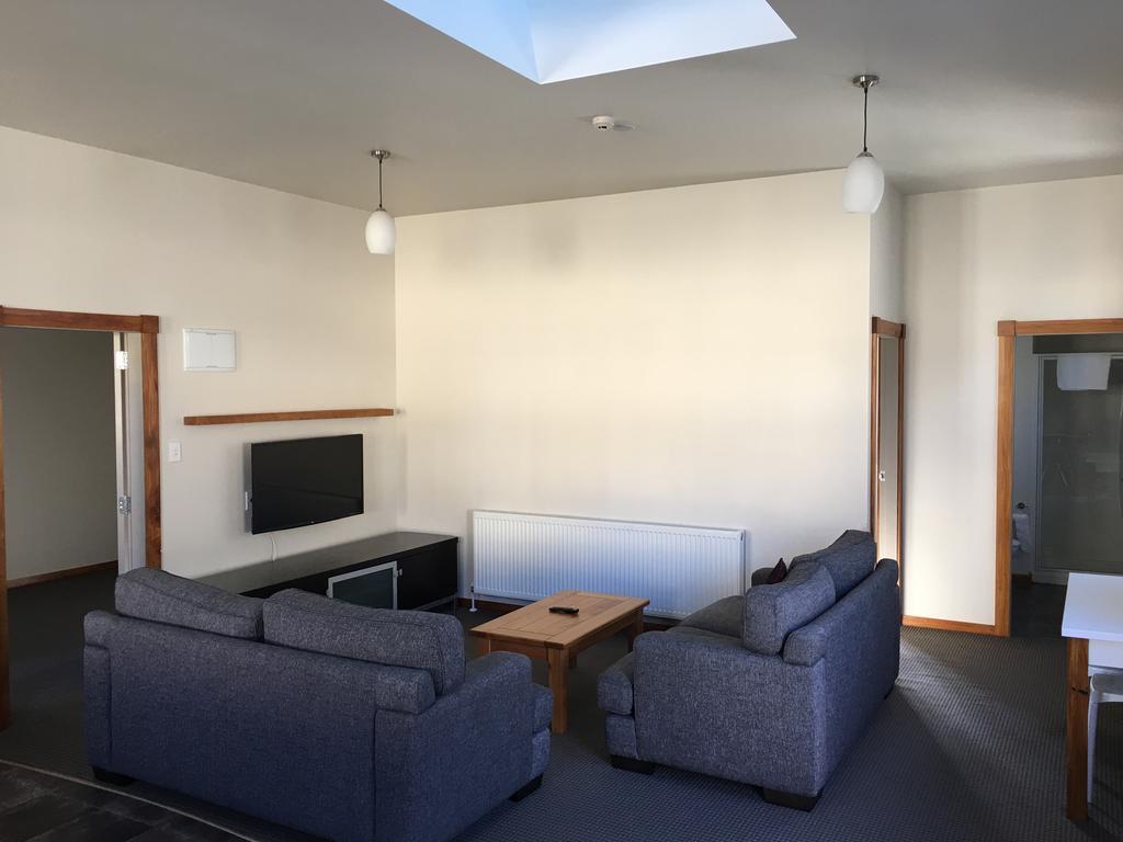 לוור האט Silverstream Retreat מראה חיצוני תמונה